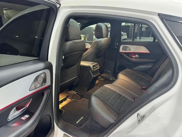 2024-Mercedes-Benz-GLE-Coupe-400d-4Matic image:17