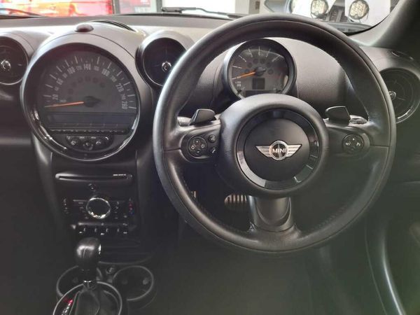 2016-MINI-Countryman-Cooper-S-Auto image:16