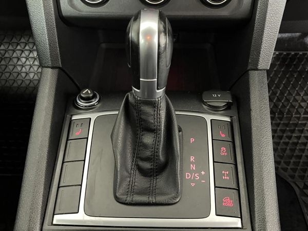 2017-Volkswagen-Amarok-30-TDI-Highline-Plus-4Motion-Auto-Double-Cab image:9