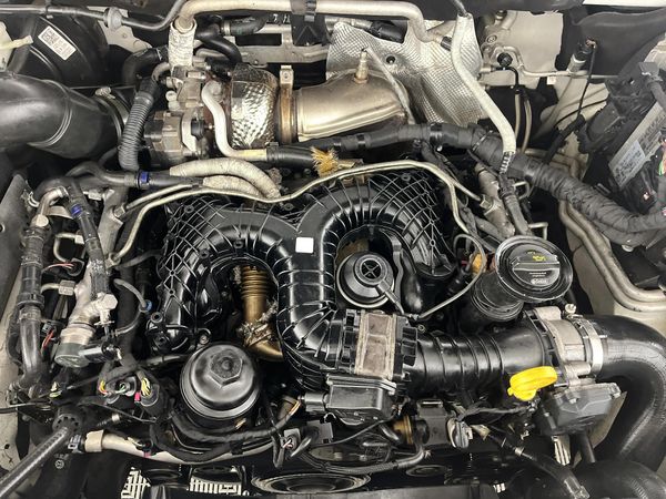 2017-Volkswagen-Amarok-30-TDI-Highline-Plus-4Motion-Auto-Double-Cab image:13