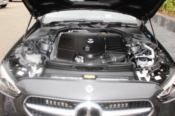 2022-Mercedes-Benz-C-Class-C200-Auto-W206 image:13