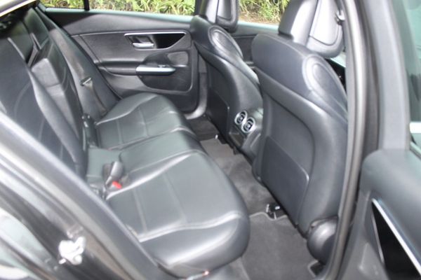 2022-Mercedes-Benz-C-Class-C200-Auto-W206 image:6