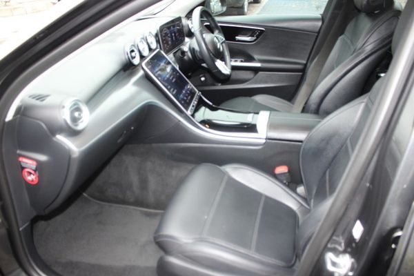 2022-Mercedes-Benz-C-Class-C200-Auto-W206 image:7