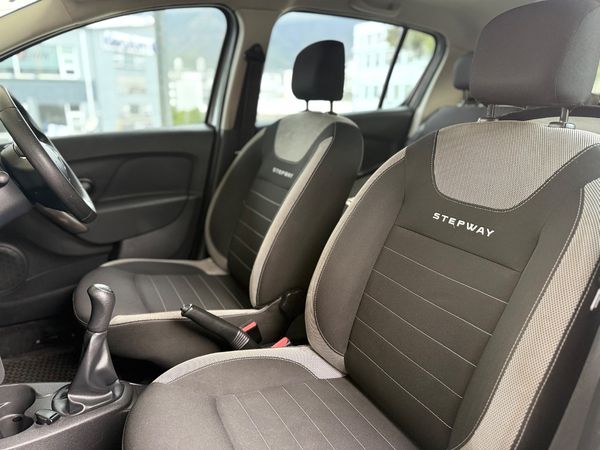 2019-Renault-Sandero-900T-Stepway-Expression image:10