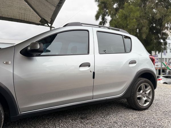 2019-Renault-Sandero-900T-Stepway-Expression image:16
