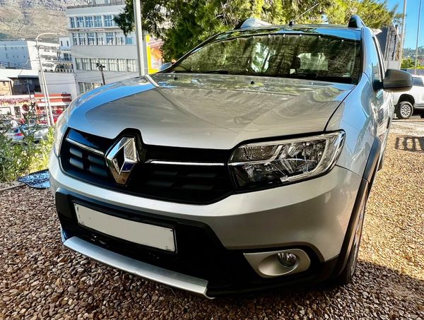 2019-Renault-Sandero-900T-Stepway-Expression image:3