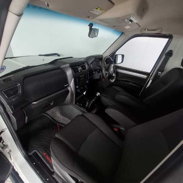 2022-Mahindra-Pik-Up-22-mHawk-S6-Single-Cab image:8