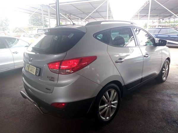 2012-Hyundai-ix35-24-GLS-Elite-AWD-Auto image:4