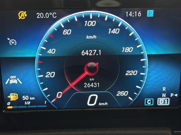 2021-Mercedes-Benz-GLA-200d-Progressive-Auto image:2