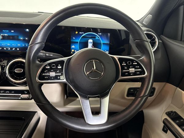 2021-Mercedes-Benz-GLA-200d-Progressive-Auto image:8