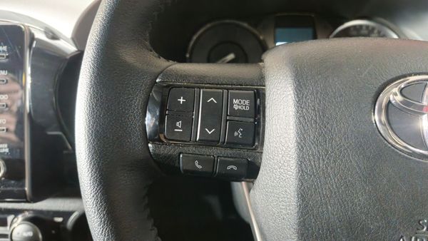 2024-Toyota-Hilux-28-GD-6-Raider-4x4-Auto-Double-Cab image:14