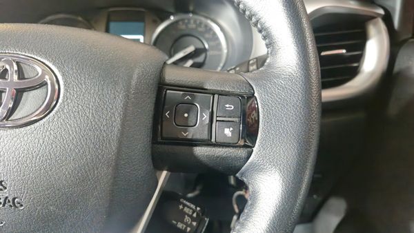 2024-Toyota-Hilux-28-GD-6-Raider-4x4-Auto-Double-Cab image:15
