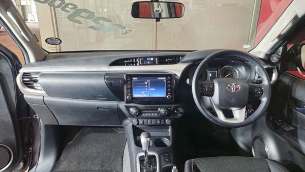 2024-Toyota-Hilux-28-GD-6-Raider-4x4-Auto-Double-Cab image:18