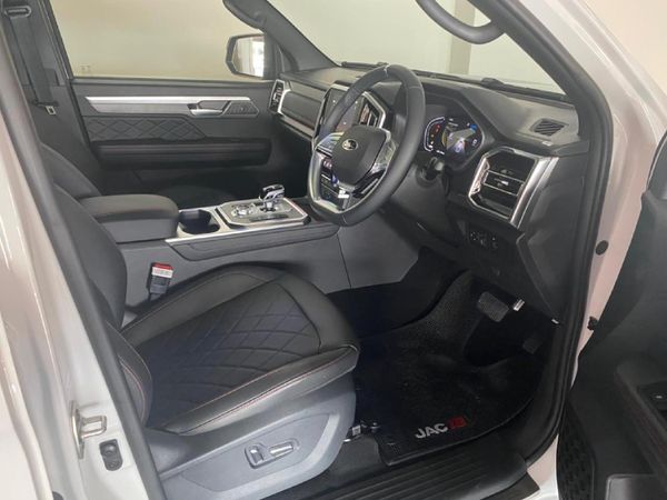 2026-JAC-T9-20-CTI-Super-Lux-4x4-Auto-Double-Cab image:2