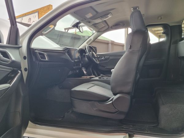 2024-Isuzu-D-Max-30-DDI-LSE-4x4-Auto-Extended-Cab image:17