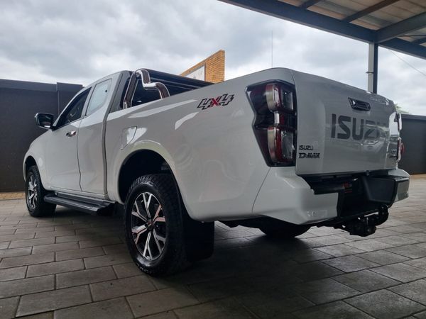 2024-Isuzu-D-Max-30-DDI-LSE-4x4-Auto-Extended-Cab image:6
