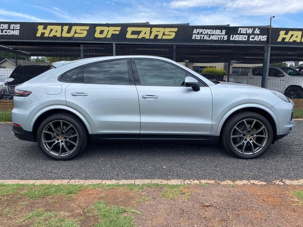 2020-Porsche-Cayenne-Coupe image:1