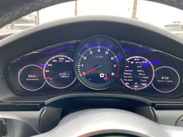 2020-Porsche-Cayenne-Coupe image:7