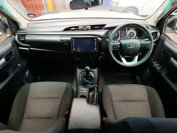 2021-Toyota-Hilux-24-GD-6-Raider-4x4-Double-Cab image:13