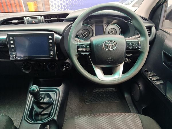 2021-Toyota-Hilux-24-GD-6-Raider-4x4-Double-Cab image:14