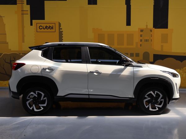 2024-Nissan-Magnite-10T-Acenta image:4