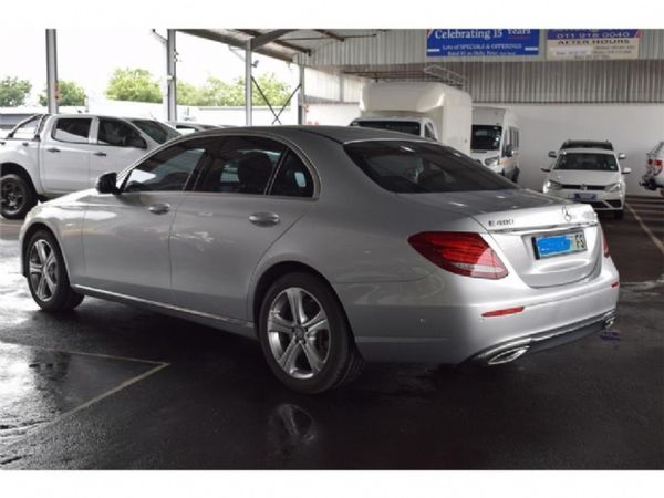 2017-Mercedes-Benz-E-Class-E-400 image:5