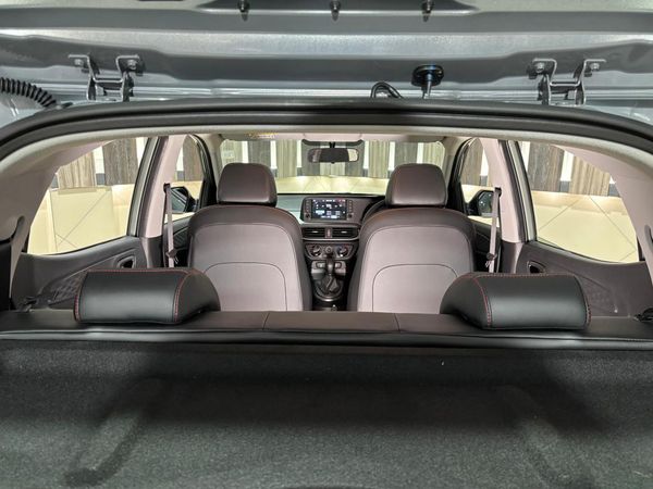 2026-Hyundai-Grand-i10-10-Motion image:37