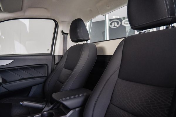 2026-GWM-P-Series-P300-20TD-SX-Single-Cab image:14