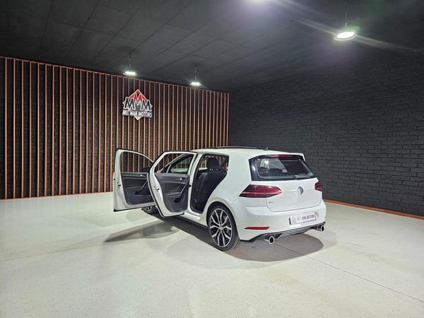 2019-Volkswagen-Golf-VII-GTI-20-TSI-Auto image:22