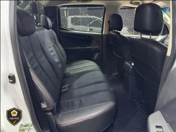 2017-Isuzu-KB-250-D-Teq-HO-X-Rider-Double-Cab image:4