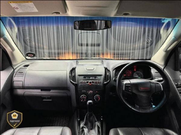 2017-Isuzu-KB-250-D-Teq-HO-X-Rider-Double-Cab image:5