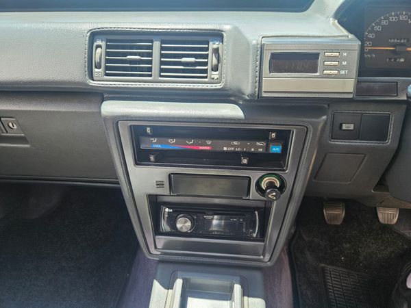 1988-Toyota-Cressida-RSi image:16