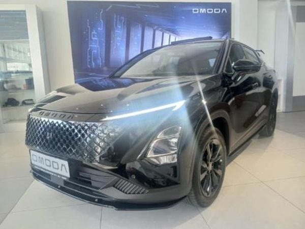 2026-Omoda-C5-15T-Elegance-X image:1