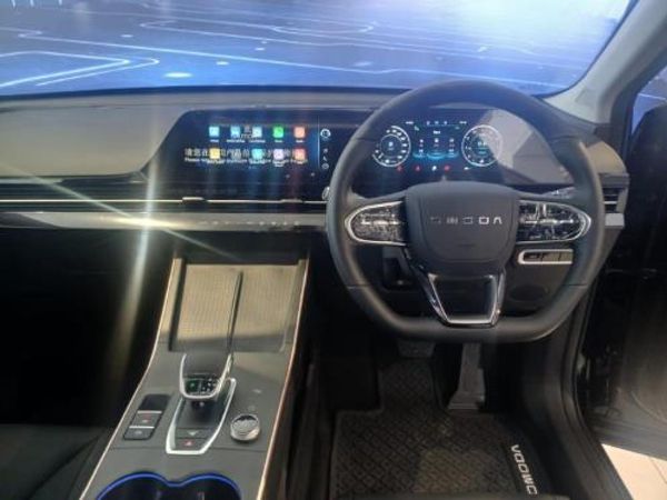 2026-Omoda-C5-15T-Elegance-X image:7