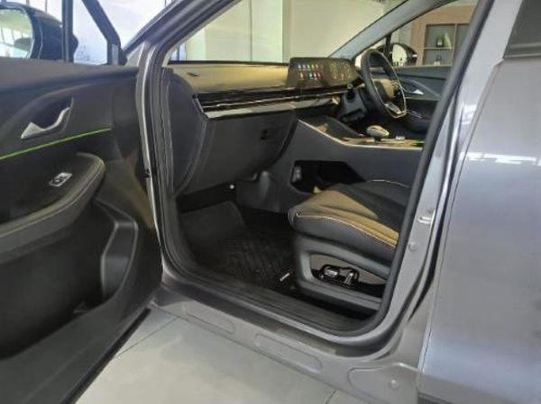 2026-Omoda-C5-15T-Luxury-X image:8