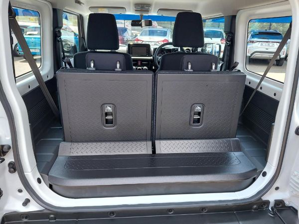 2026-Suzuki-Jimny-15-GLX-Auto image:12