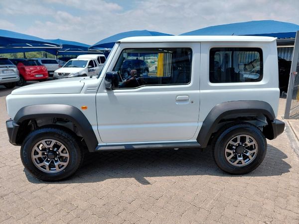 2026-Suzuki-Jimny-15-GLX-Auto image:7