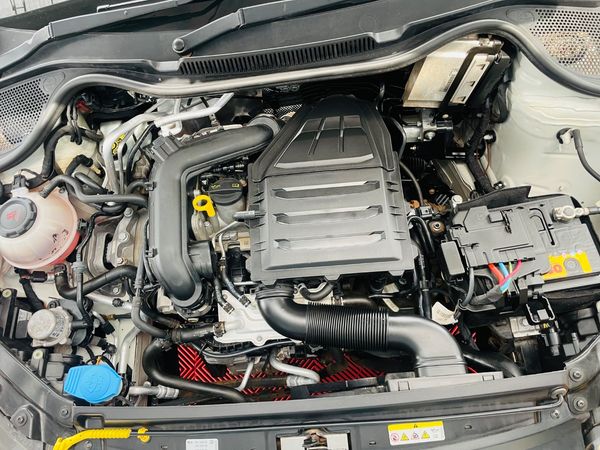2022-Volkswagen-Polo-Vivo-10-TSI-GT-5-dr image:11