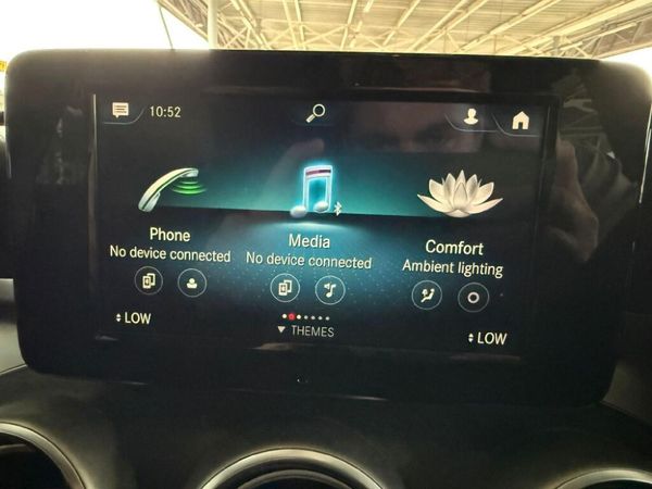 2020-Mercedes-Benz-GLC-300d-4Matic image:8
