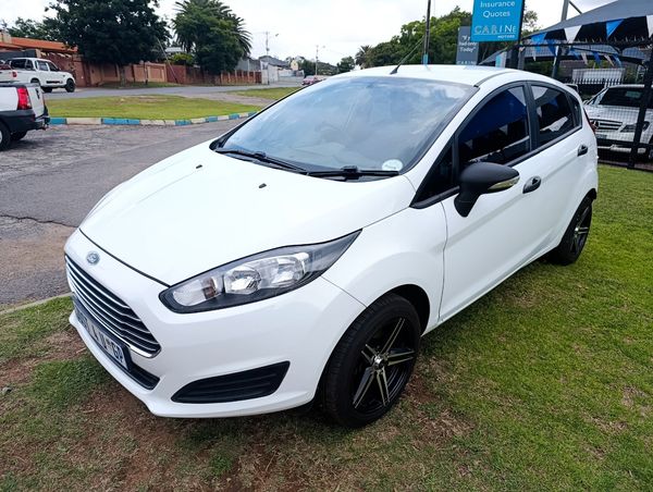 2016-Ford-Fiesta-14-Ambiente-5-dr image:3