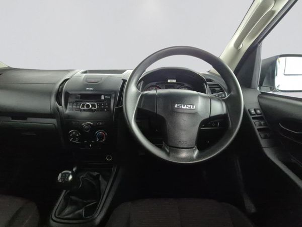 2022-Isuzu-D-Max-250-HO-Hi-Rider-Double-Cab image:14