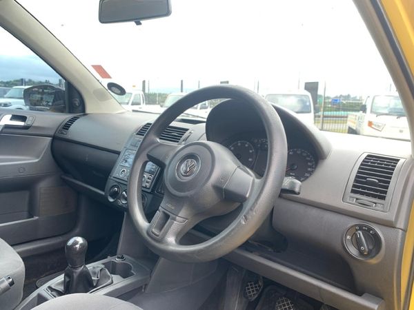 2017-Volkswagen-Polo-Vivo-CitiVivo-14-5-dr image:5