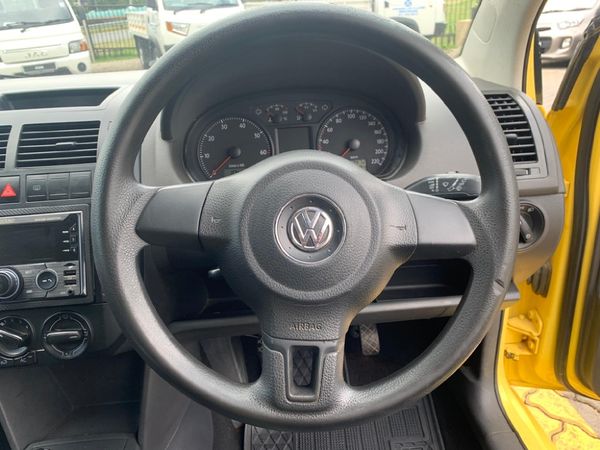 2017-Volkswagen-Polo-Vivo-CitiVivo-14-5-dr image:8