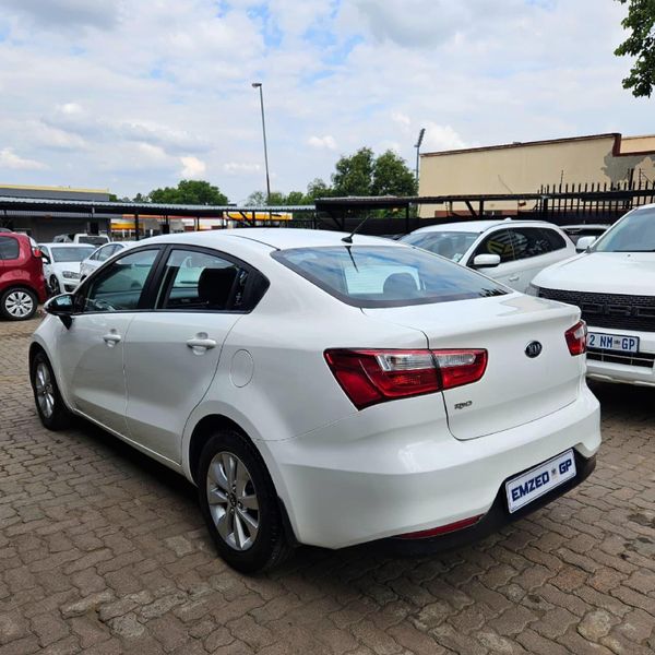 2018-Kia-Rio-14-Tec-Sedan-Auto image:2