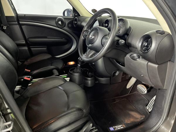 2016-MINI-Countryman-Cooper-S-Auto image:9
