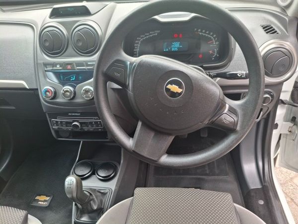 2017-Chevrolet-Utility-14-Club image:6