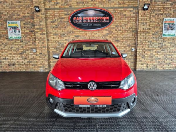 2016-Volkswagen-Polo-Cross-12-TSI image:1