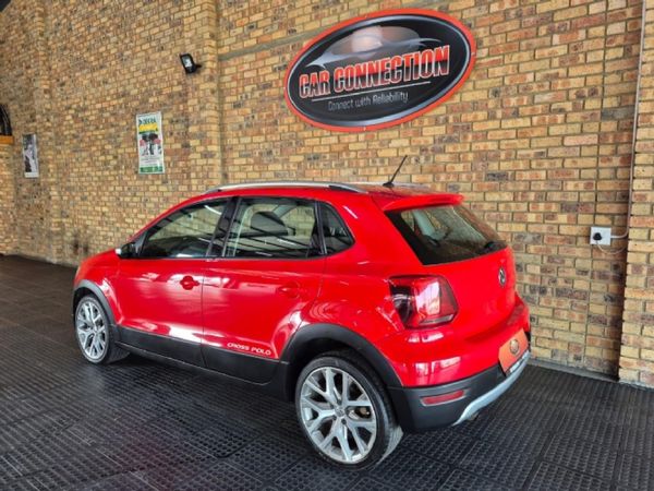 2016-Volkswagen-Polo-Cross-12-TSI image:5