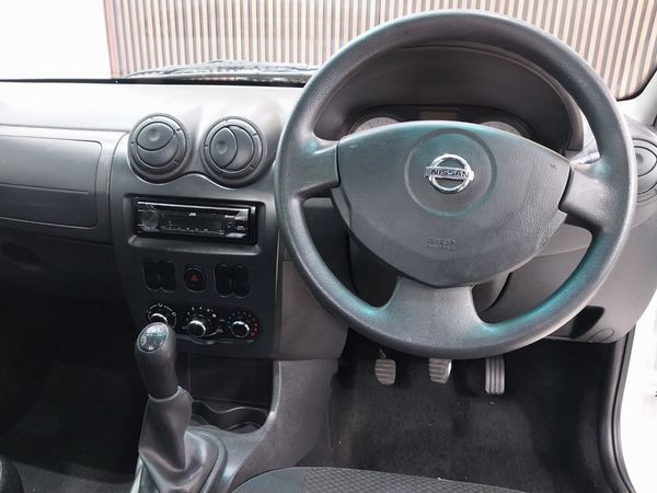 2022-Nissan-NP200-16-AC-Safety-Pack image:9