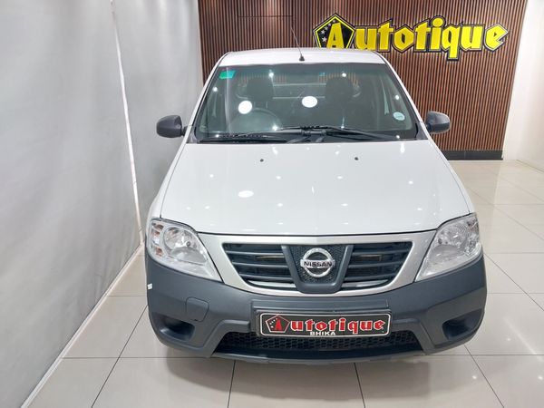 2022-Nissan-NP200-16-AC-Safety-Pack image:2